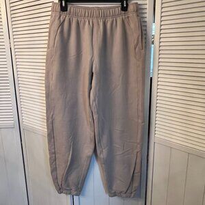 Lululemon Women’s Scuba Mid-Rise Oversized Jogger Mojave Tan Size M